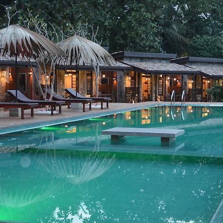 Villa Pinnawala&Restaurant Esterno foto