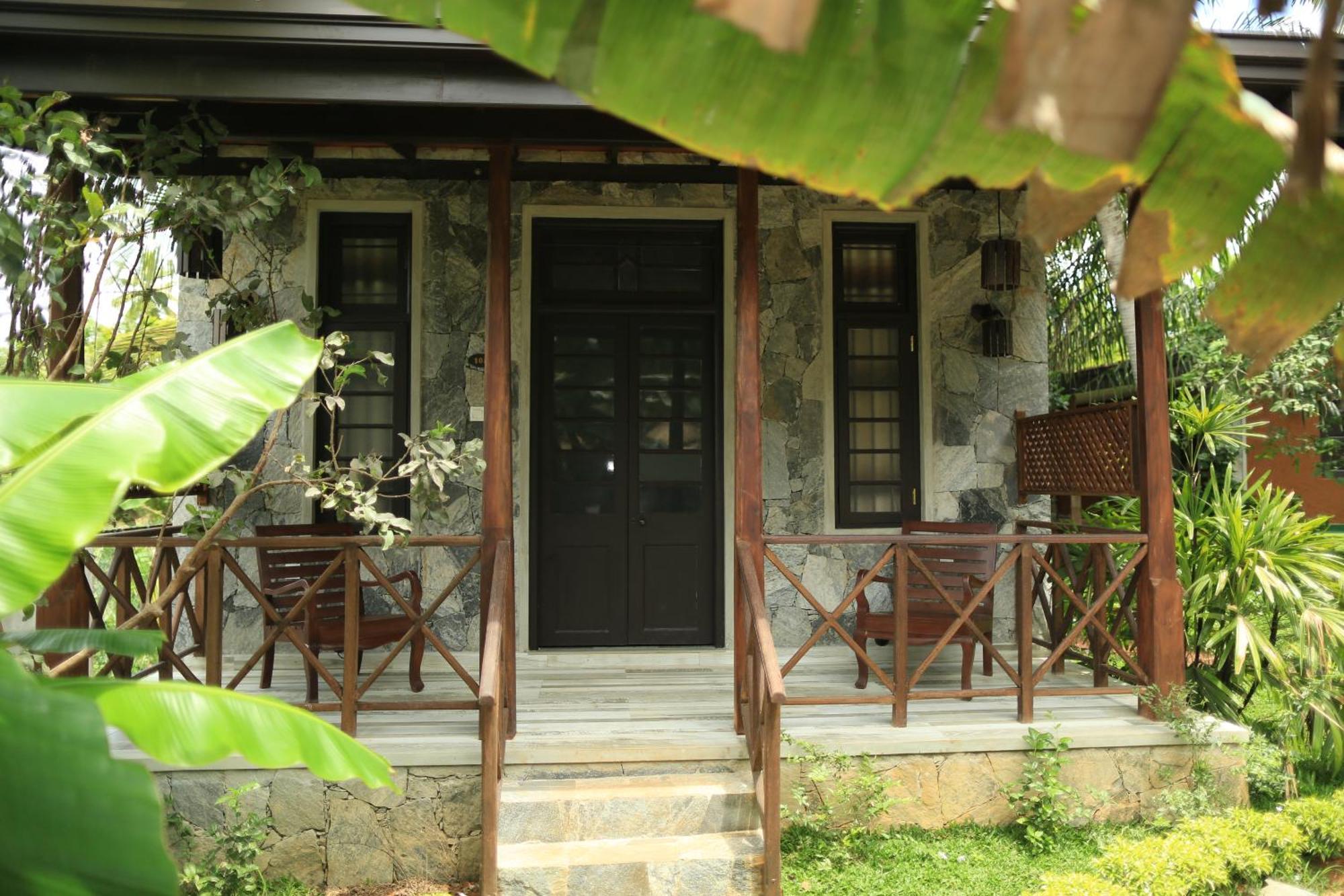 Villa Pinnawala&Restaurant Esterno foto