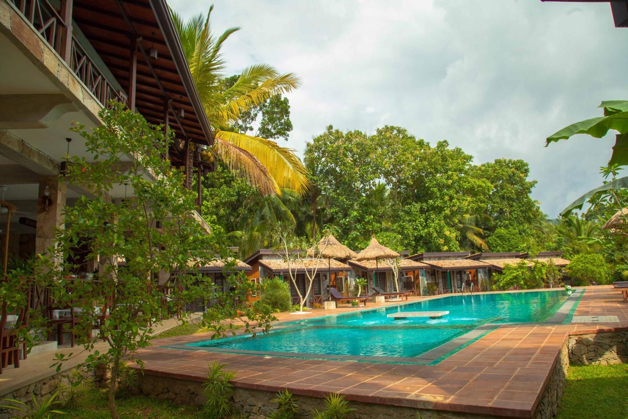 Villa Pinnawala&Restaurant Esterno foto
