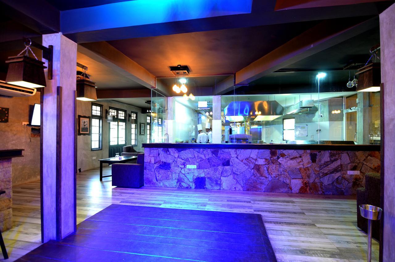 Villa Pinnawala&Restaurant Esterno foto